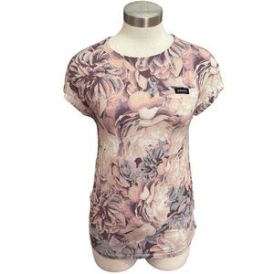 NWT ORAKI Womens T-Shirt Floral Bouquet Eco Vera Canada Sz. XS